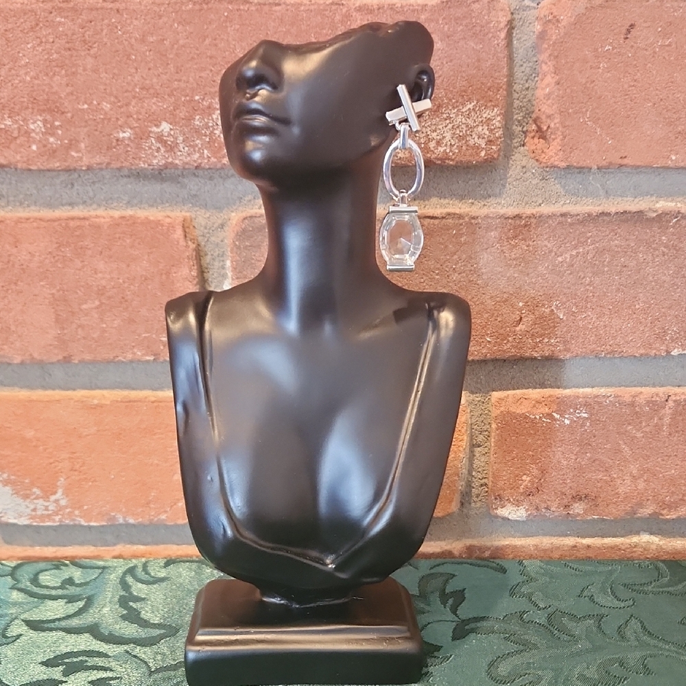 Elegant Silver Xs And Os Drop Earrings